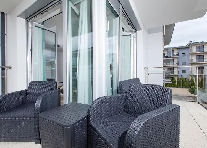 Klifowa 36 アパート レバル